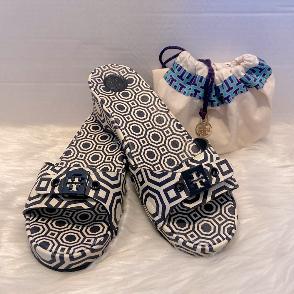 Tory Burch Noah Navy Leather Slides Size 7 1/2 - Picture 2 of 16